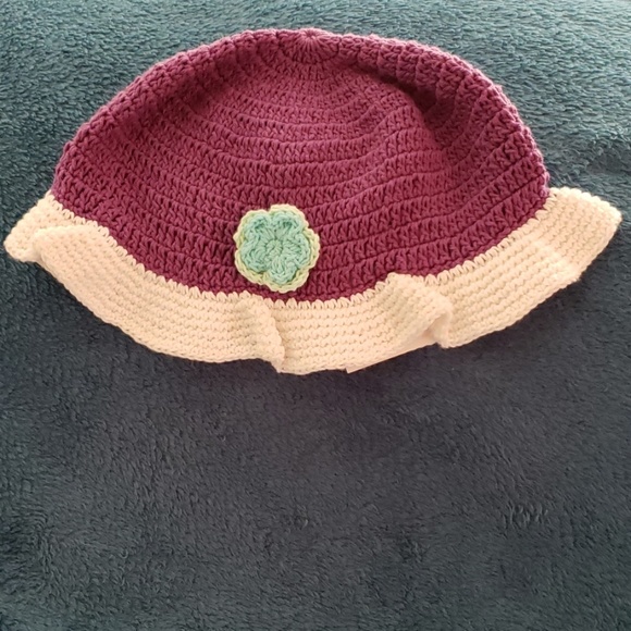 Hat - Picture 1 of 1